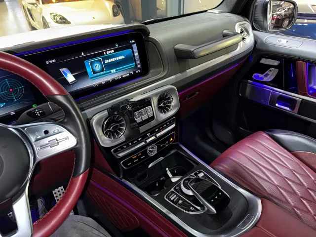Mercedes-Benz G-Class — Фото автомобиля 9