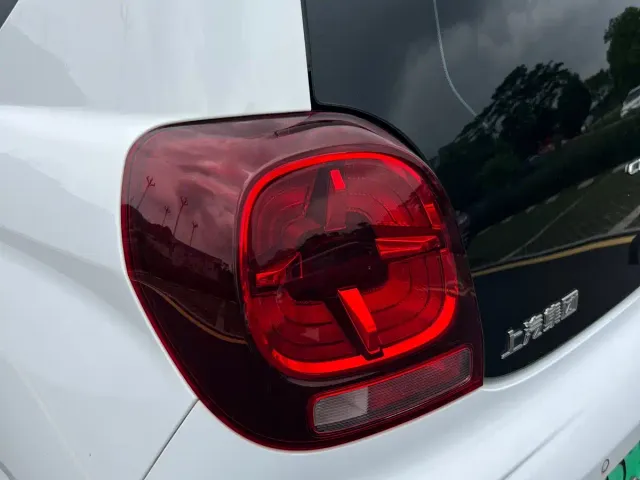 Roewe Clever — Фото автомобиля 7