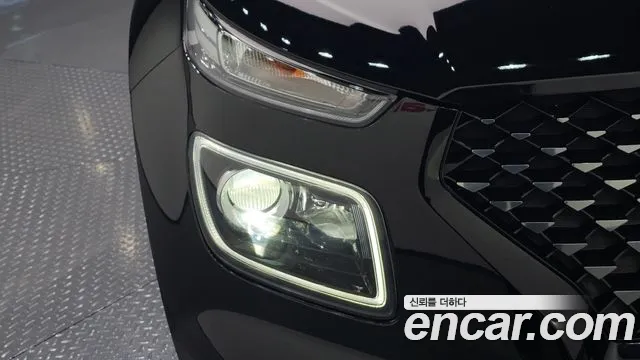 Hyundai Venue — Фото автомобиля 21