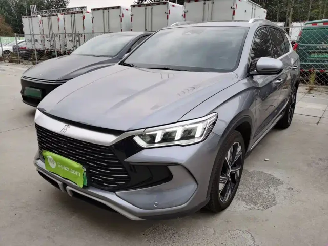 Фотография автомобиля — BYD Song Pro