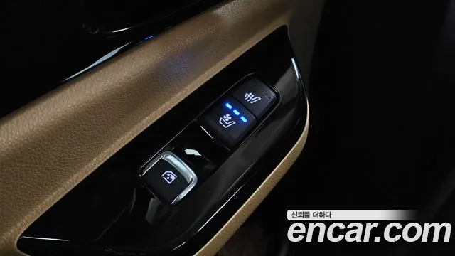 Kia Canival Carnival 4 поколение Дизель 7 мест Signature — Фото автомобиля 18
