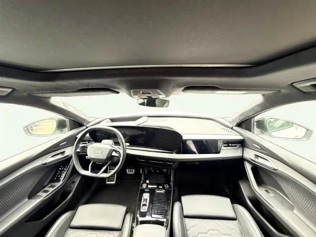 Audi Q6L e-tron — Фото автомобиля 5