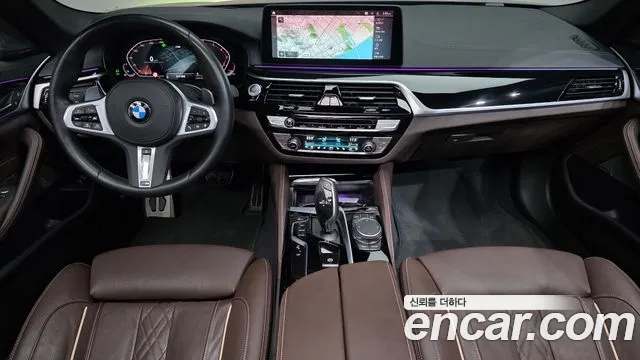BMW 5 Series G30 — Фото автомобиля 9