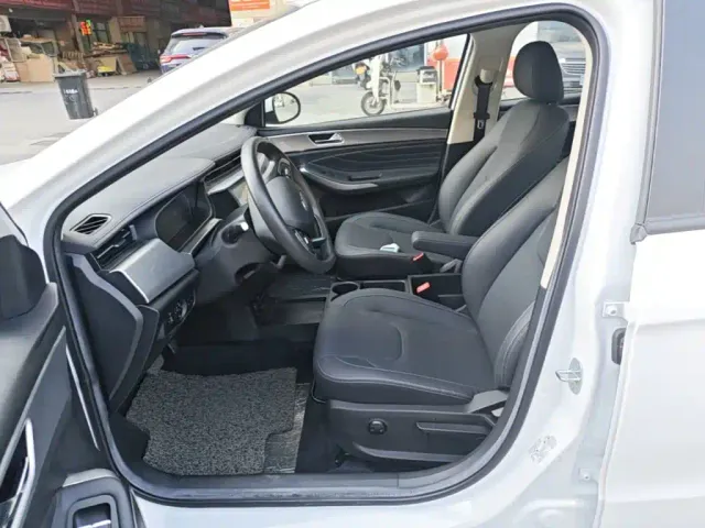 Chery Arrizo e — Фото автомобиля 14