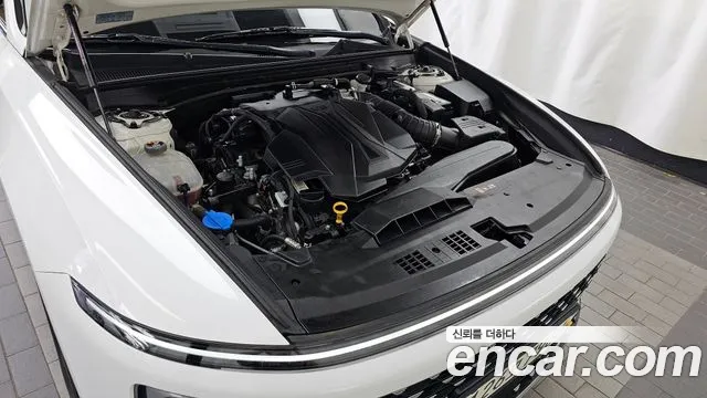 Hyundai Grandeur GN7 — Фото автомобиля 6