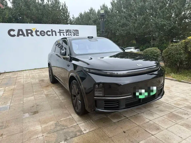 Li Auto L7 — Фото автомобиля 3