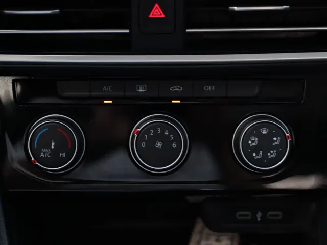 Volkswagen Sagitar — Фото автомобиля 10