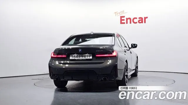 BMW 3-Series 3 серия (G20) 320i M Sport — Фото автомобиля 3