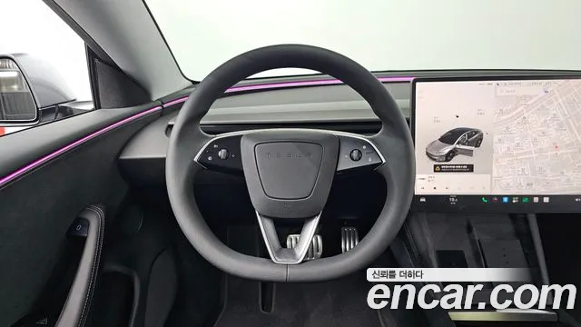 Tesla Model 3 — Фото автомобиля 12