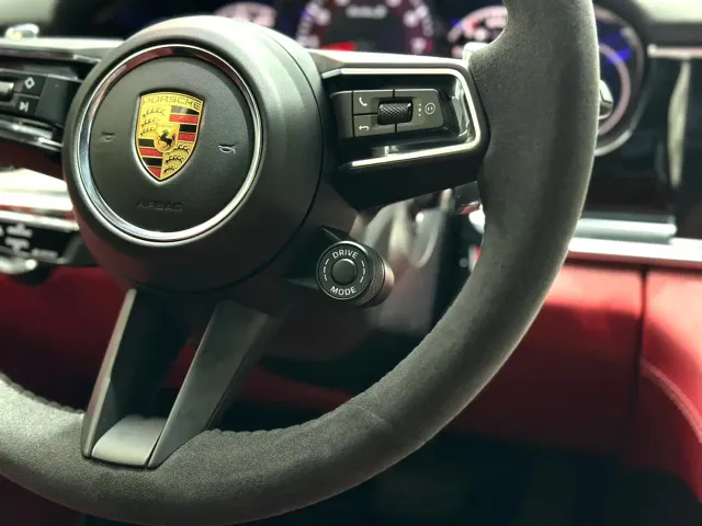 Porsche Panamera — Фото автомобиля 14