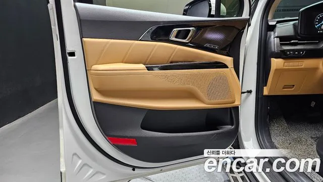 Kia Canival Carnival 4 поколение Дизель 7 мест Signature — Фото автомобиля 20