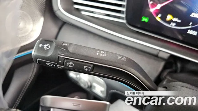 Mercedes-Benz GLS-Class — Фото автомобиля 30