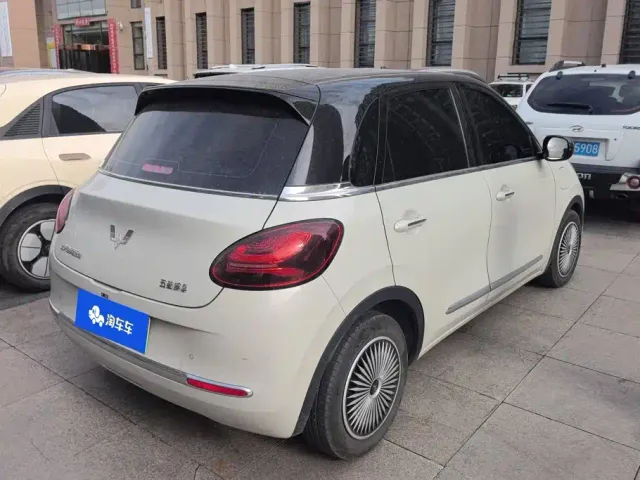 Wuling Bingo — Фото автомобиля 3