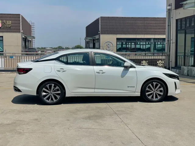 Nissan Sylphy — Фото автомобиля 4