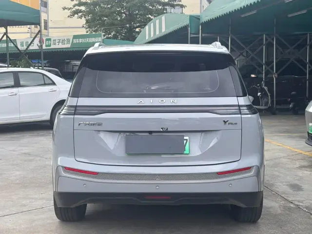 GAC Aion Y — Фото автомобиля 4