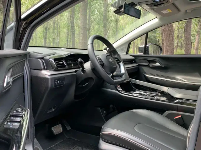 Hyundai Custo — Фото автомобиля 7
