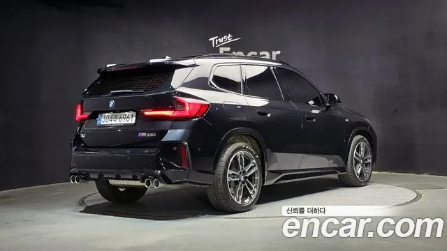 BMW X1 — Фото автомобиля 2