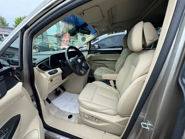 Buick Buick GL8 2023 ES Landmaster Exclusive — Фото автомобиля 4
