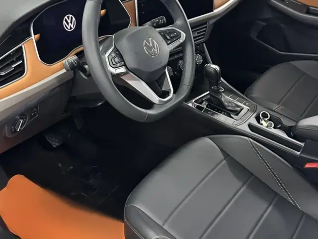 Volkswagen Bora — Фото автомобиля 12