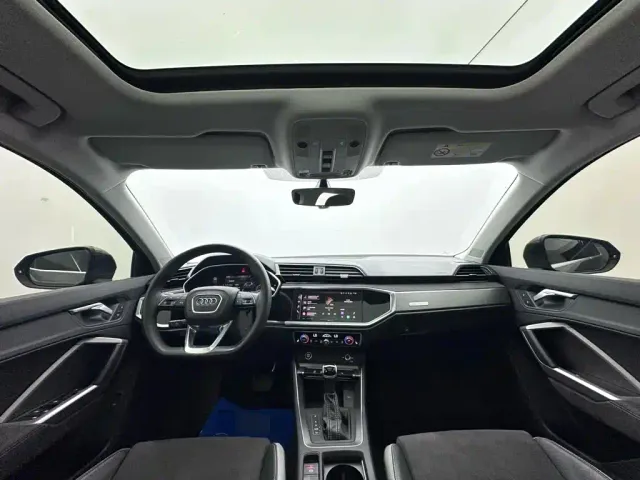 Audi Q3 — Фото автомобиля 9