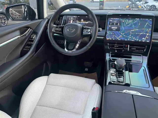 GAC Trumpchi E9 — Фото автомобиля 24