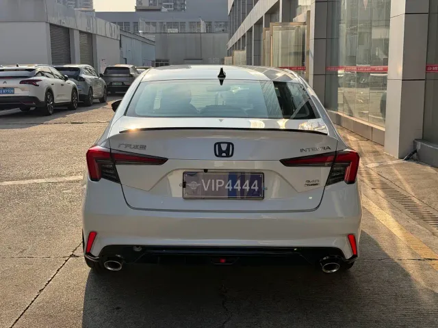 Honda Integra — Фото автомобиля 5