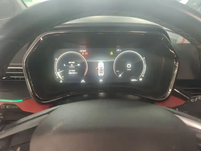 Geely Emgrand S — Фото автомобиля 15