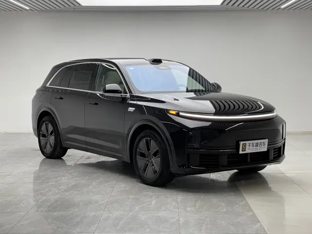 Li Auto L7 — Фото автомобиля 3