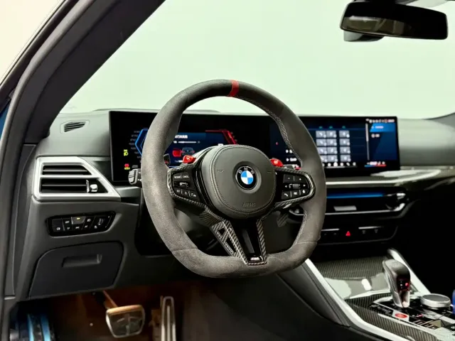 BMW M4 — Фото автомобиля 10