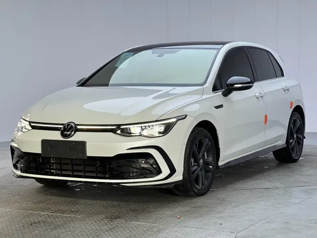 Фотография автомобиля — Volkswagen Golf
