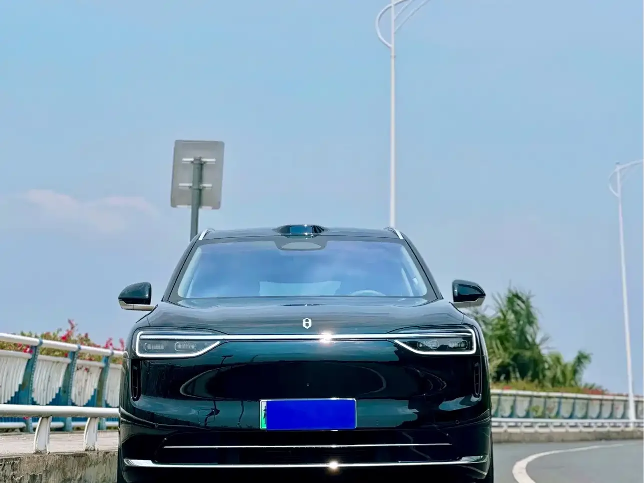AITO Wenjie AITO M7 2026 Extended Range Ultra AWD 5-Seater — Фото автомобиля 2