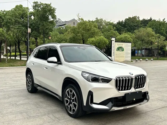 BMW X1 — Фото автомобиля 3