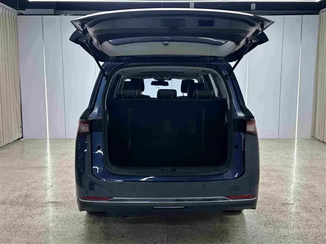 Wuling Jiachen — Фото автомобиля 20