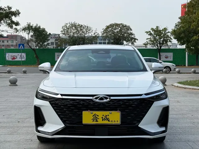Chery Arrizo 8 — Фото автомобиля 3