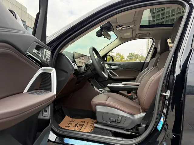 BMW X1 — Фото автомобиля 4