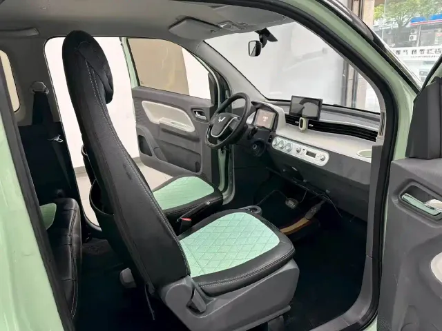 Wuling Hongguang Mini EV — Фото автомобиля 4