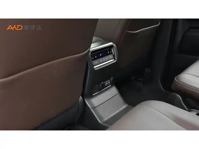 Toyota Prado — Фото автомобиля 10