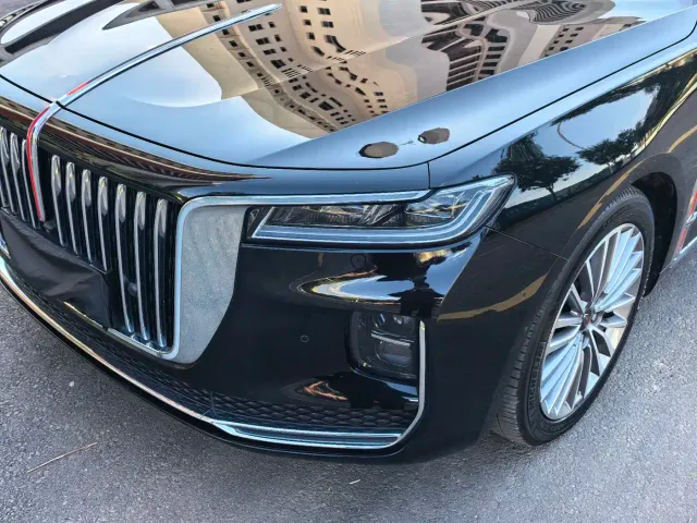 Hongqi H9 — Фото автомобиля 10