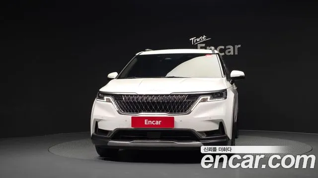 Kia Canival Carnival 4 поколение Бензин 7 мест Noblesse — Фото автомобиля 3