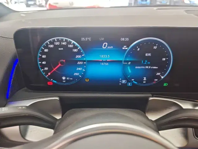 Mercedes-Benz GLB-Class — Фото автомобиля 11