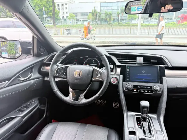 Honda Civic — Фото автомобиля 7
