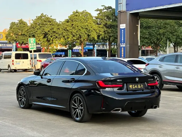 BMW 3 Series — Фото автомобиля 20