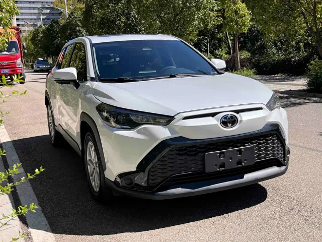 Toyota Frontlander — Фото автомобиля 3