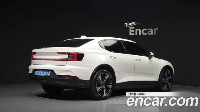 Polestar Polestar 2 — Фото автомобиля 2