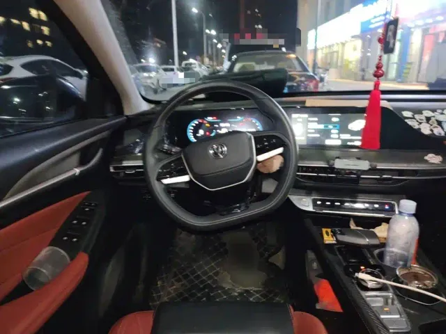 Changan Eado — Фото автомобиля 6