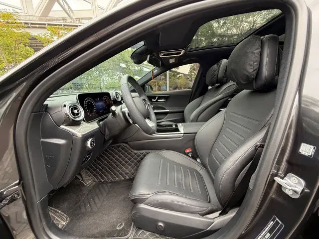 Mercedes-Benz C-Class — Фото автомобиля 8