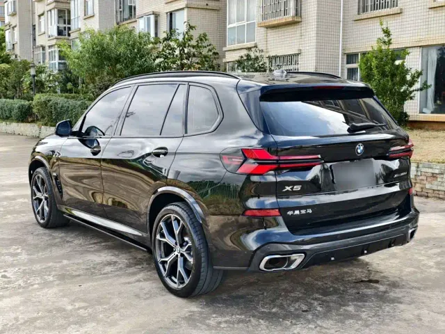 BMW X5 — Фото автомобиля 5