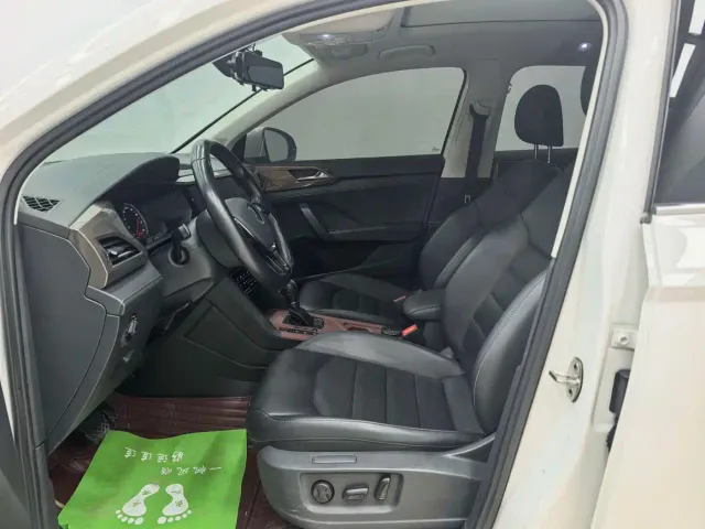 Volkswagen Tharu — Фото автомобиля 9