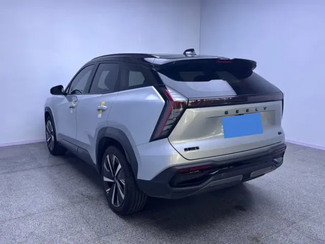 Geely Boyue L — Фото автомобиля 9