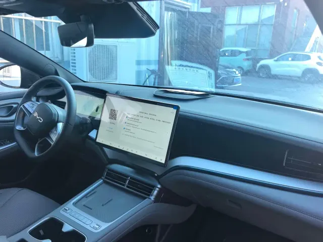 BYD Seal 07 DM-i — Фото автомобиля 6